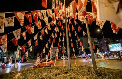 Bayraklı 100’üncü yıla hazır!